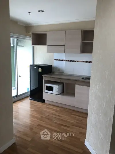  1 Bedroom Condo at Lumpini Place Rama 4 Kluaynamthai-5