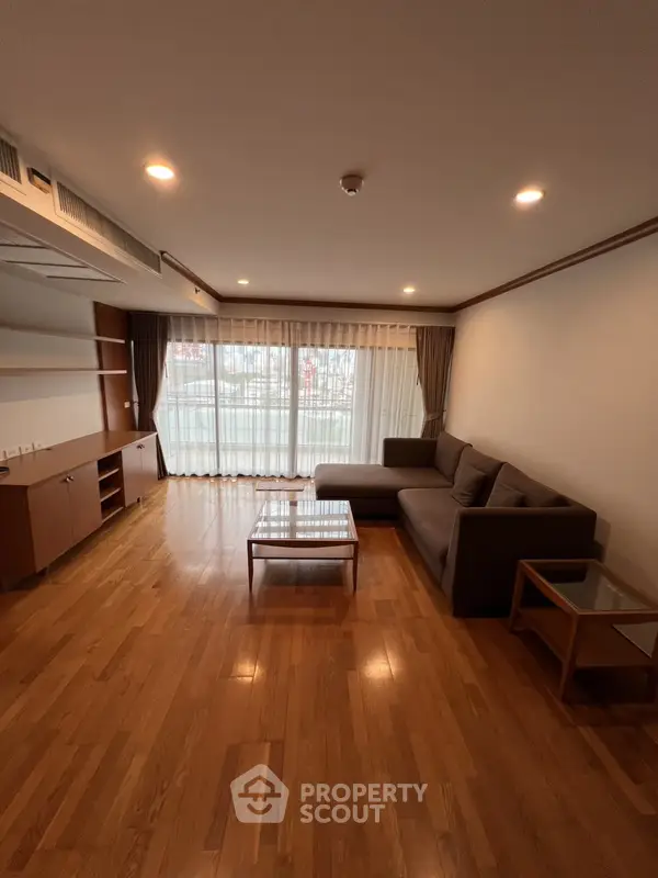 image_rental-26226809