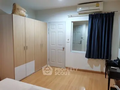  1 Bedroom Condo at Life Ratchada Suthisan-5