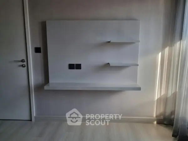 image_rental-30715444