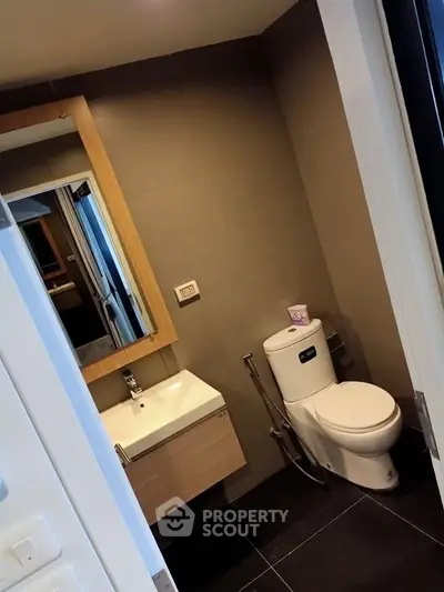  1 Bedroom Condo at The Unique 10-2