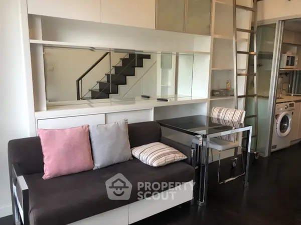 image_rental-5309818