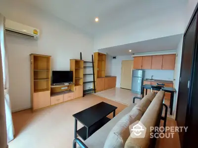  1 Bedroom Condo at Silom Terrace Condominium-3