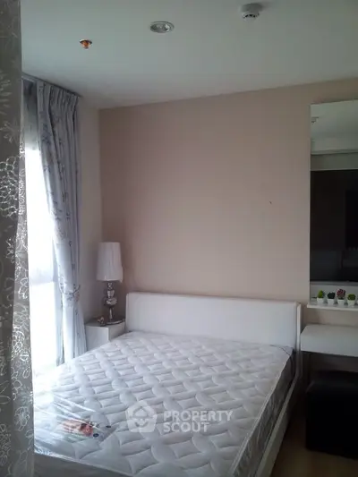  1 Bedroom Condo at The Parkland Srinakarin Lakeside-3