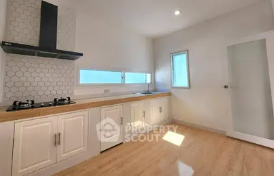 Screenshot 2026-04-18 035222.png