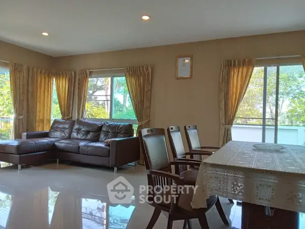 image_rental-18702680