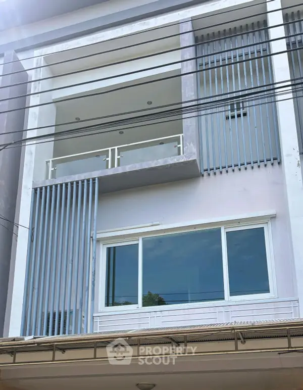 image_rental-27763118