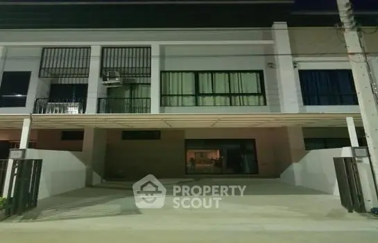 image_rental-6642751