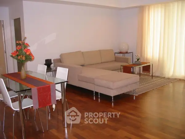 image_rental-5284564