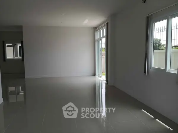 image_rental-26150084