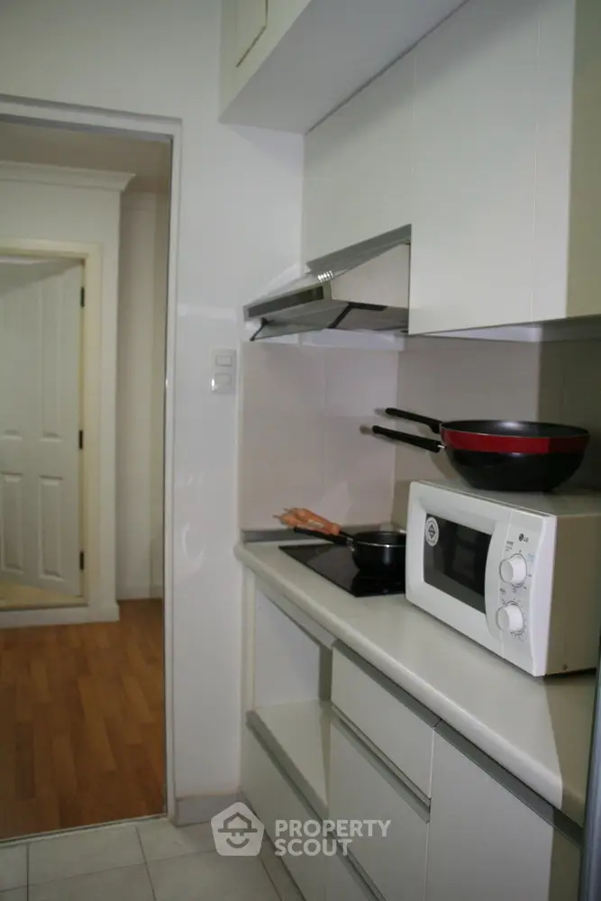  1 Bedroom Condo -1
