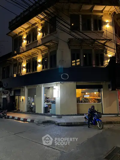 image_rental-26680273