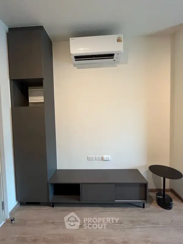 image_rental-27385574