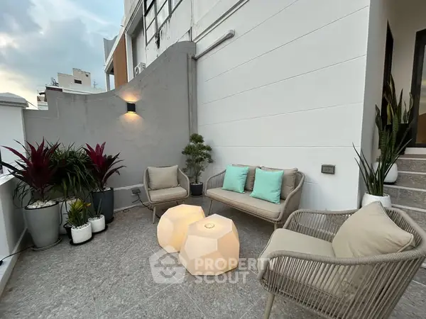 image_rental-29688053