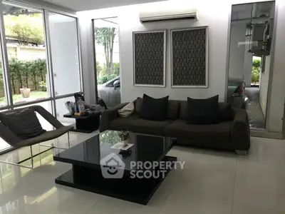 image_rental-9021104