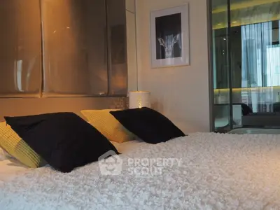  1 Bedroom Condo at Saladaeng One-3