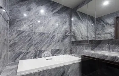 Fully Furnished 1 Bedroom Condo at The Monument Sanampao-5