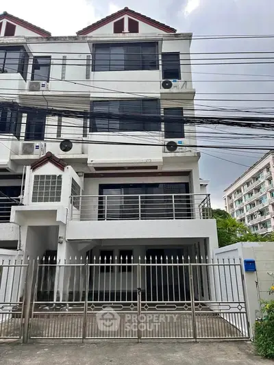 image_rental-30915649