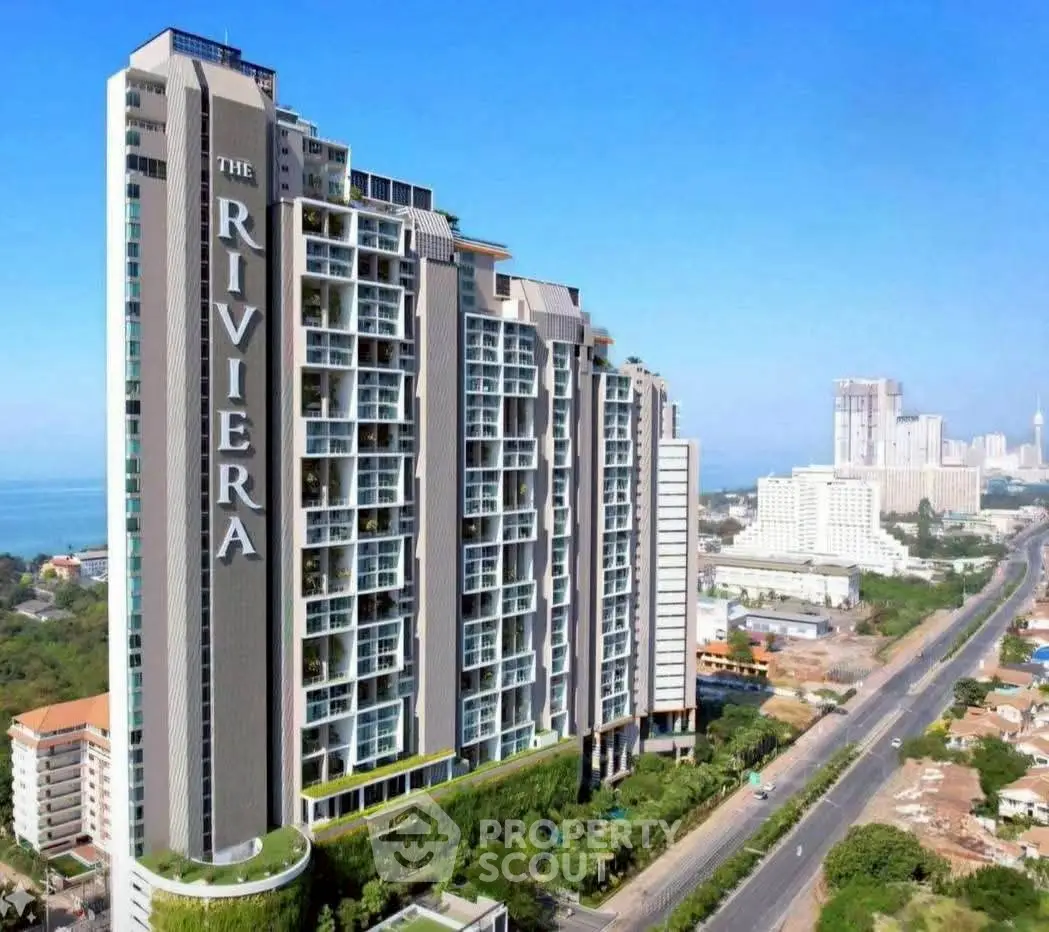 Stunning high-rise building with ocean view in prime location.