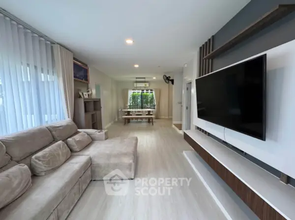 image_rental-29396617