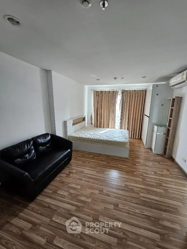 image_rental-13483115