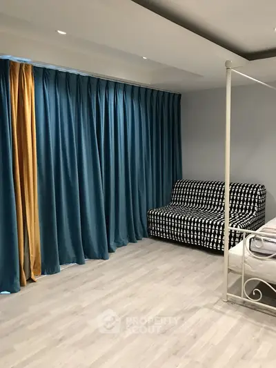  1 Bedroom Condo at The Royal Navin Tower-3