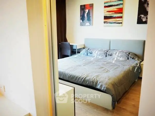 Modern bedroom with stylish decor and cozy ambiance