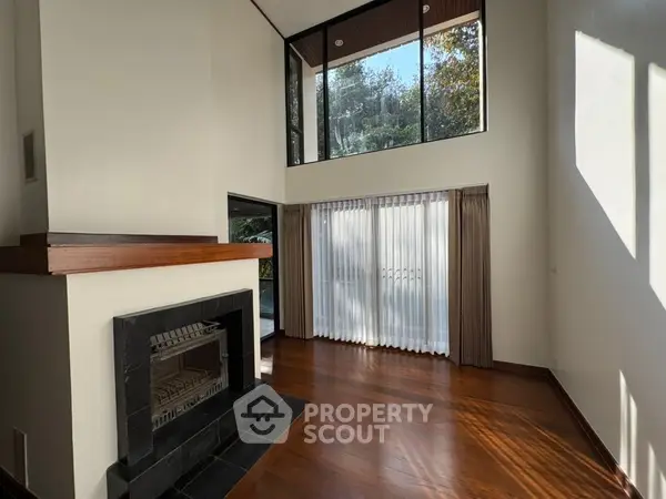 image_rental-30538278