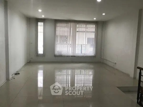 image_rental-14257696