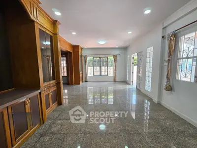 image_rental-30789237