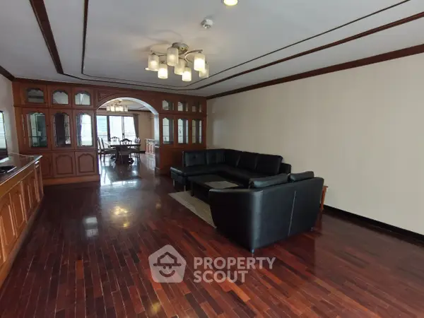 image_rental-5299708