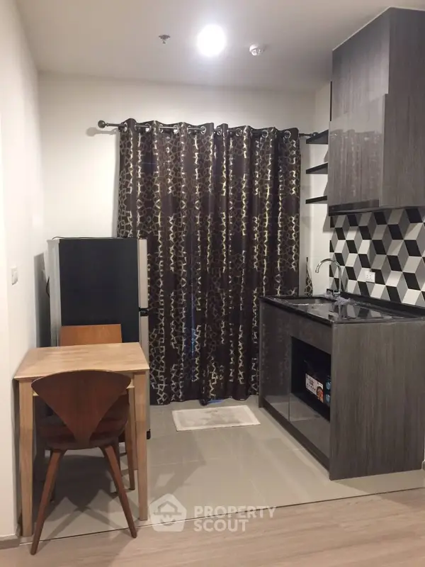 image_rental-19376163