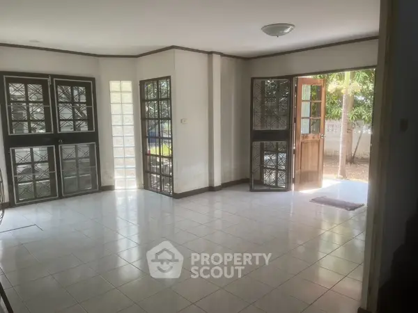 image_rental-16607381