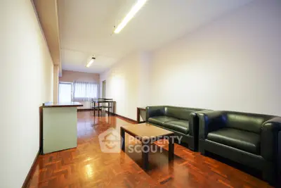  2 Bedrooms Condo -7