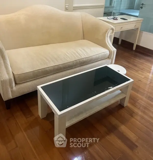 image_rental-30139777