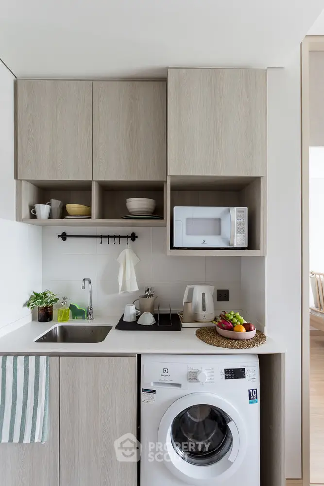 1 Bedroom Condo at Lumpini Suite Dindaeng Ratchaprarop-1