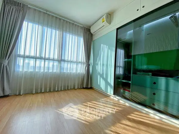 image_rental-30970803