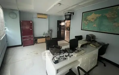 Screenshot 2567-02-29 at 22.58.37.jpg