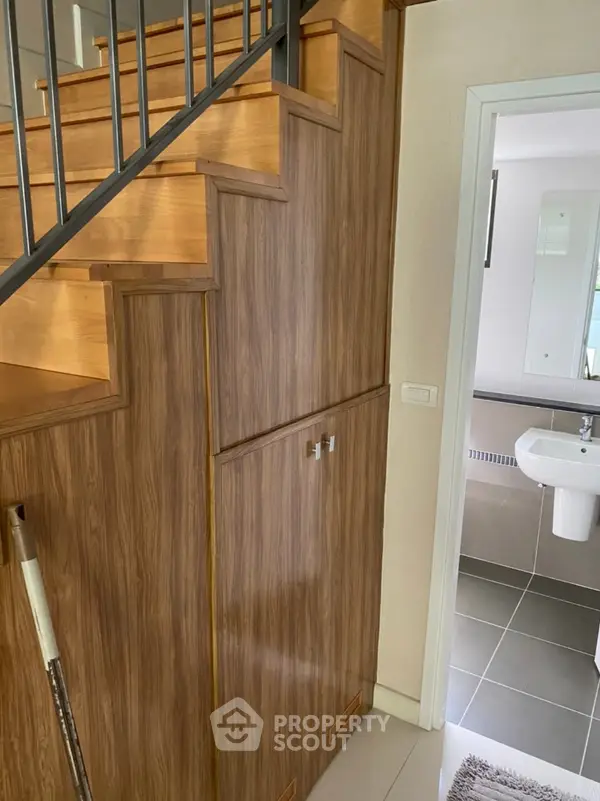 image_rental-6416798