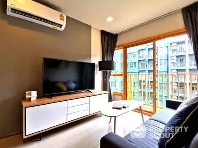  2 Bedrooms Condo at The Base Sukhumvit 50-3