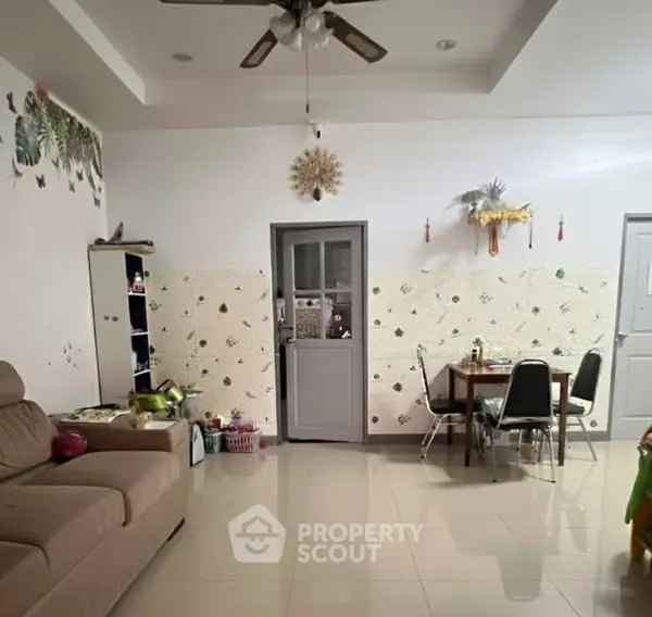 image_rental-28384349