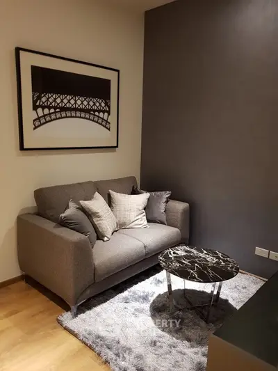  1 Bedroom Condo at Park Origin Phrom Phong-2