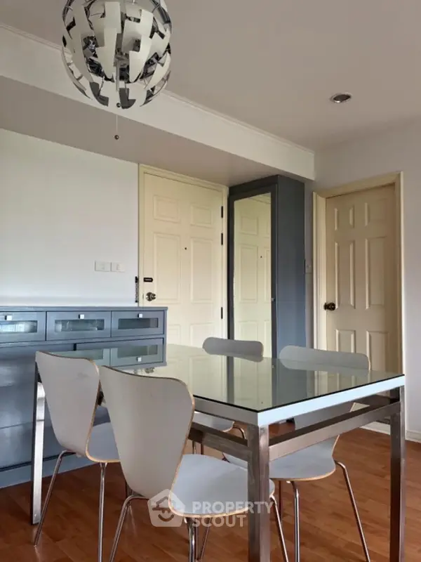 image_rental-8288264