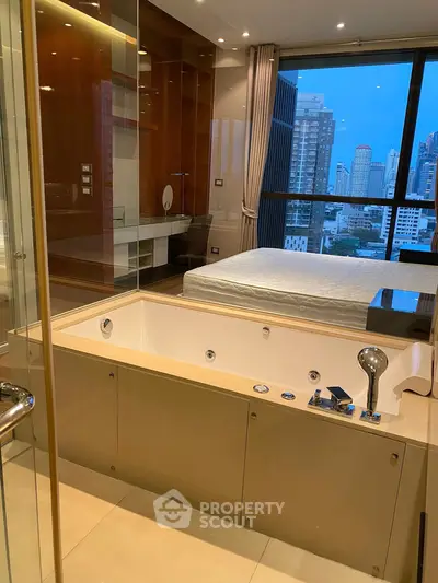  1 Bedroom Condo at The Address Sukhumvit 28-3