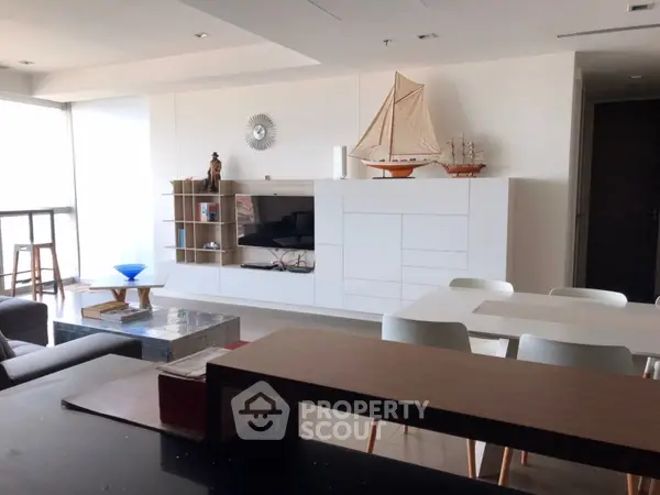 image_rental-4630935