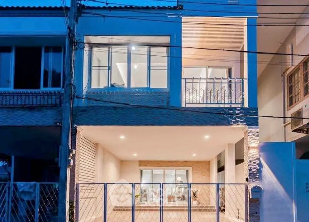 Screenshot 2569-04-16 at 18.57.47.jpg