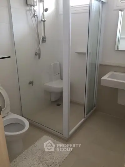  3 Bedrooms House -4
