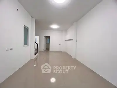 image_rental-30610472