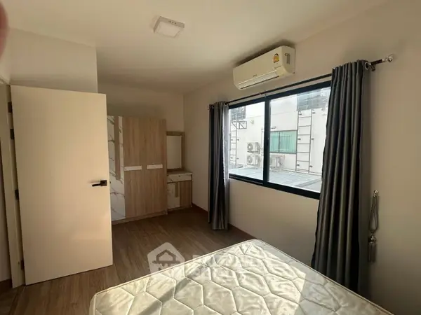 image_rental-36473171