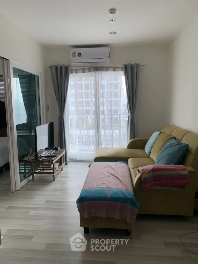  1 Bedroom Condo at The Key Sathorn Charoenraj-1